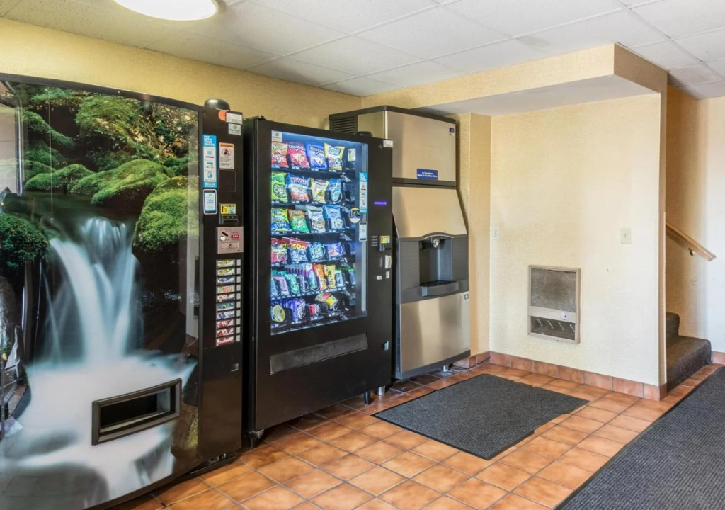 Motel 6-Eau Claire, WI