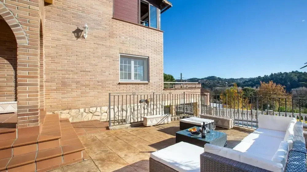 Sotet in Vidreres With 4 Bedrooms and 2 Bathrooms