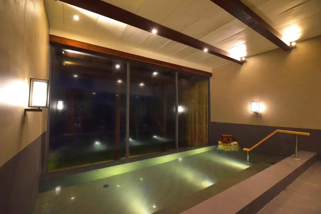 Onsen at Moncham