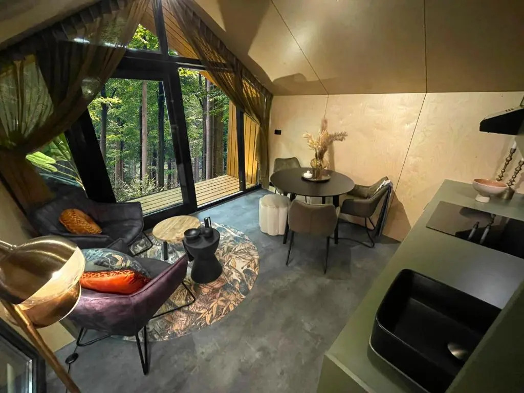 Diamond Suite in the woods