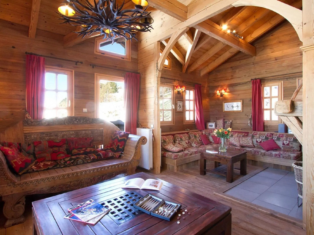 Little gem with fireplace on the slopes in Alpe d'Huez