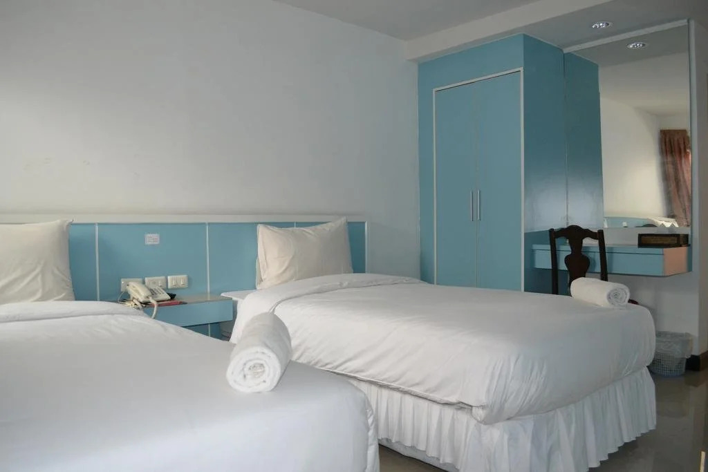 Romantic Hotel