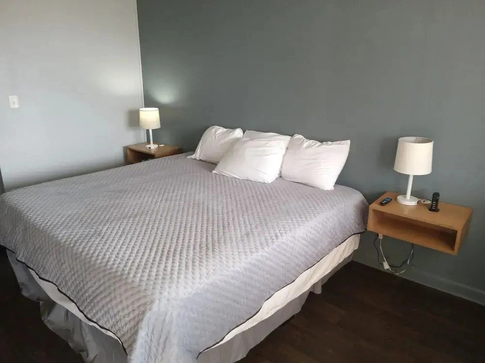 Western Hills Motel