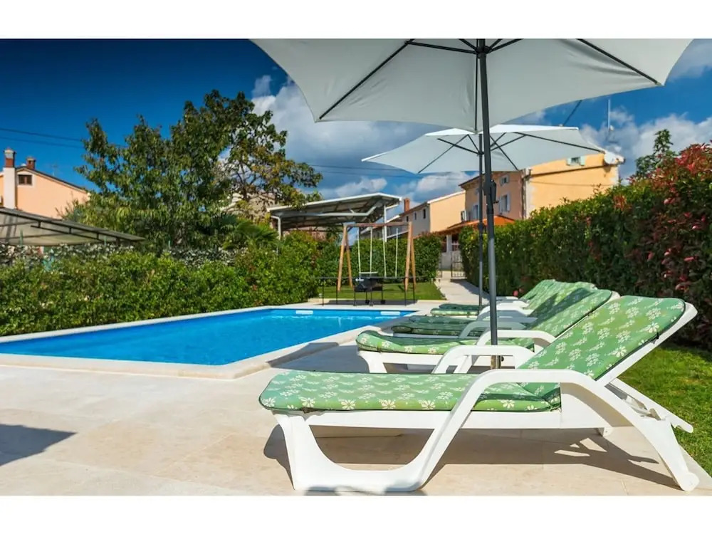 Charming Villa Only 10 Minutes Drive From the sea