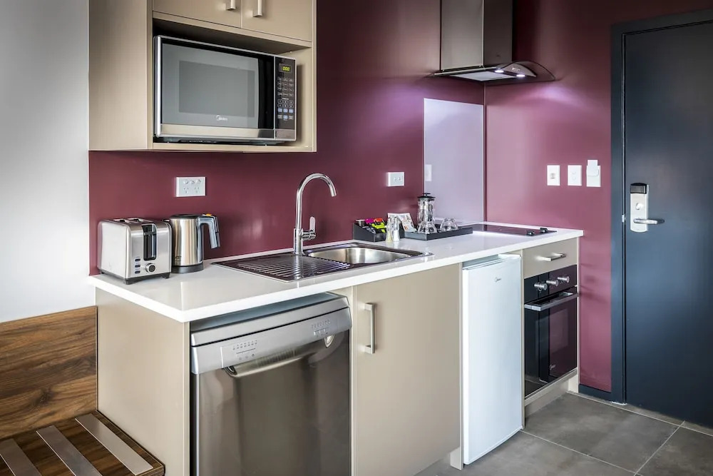 Marsden Suites Albany