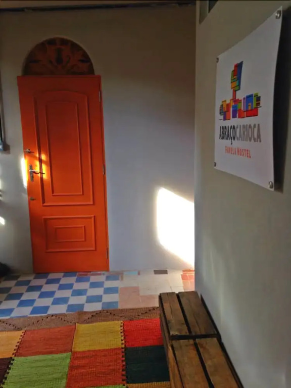 Abraço Carioca Favela Hostel