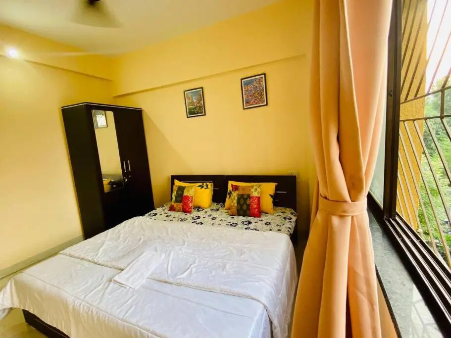 Peaceful Entire 2 BHK Free Wi Fi Parking Kharadi