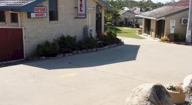 Gladstone Village Motel