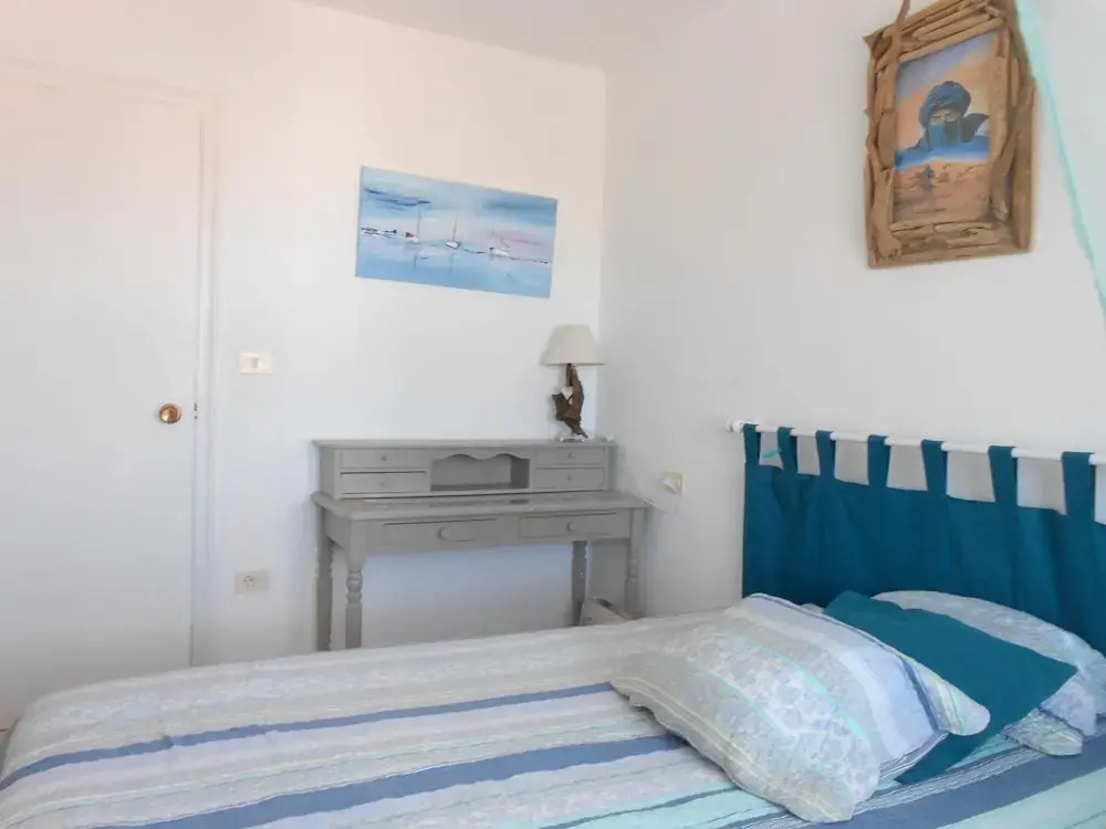 Apartment With 3 Bedrooms in Peniscola, With Wonderful sea View and En