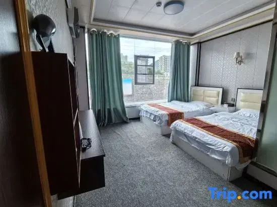 Mingdong Lake Hotel