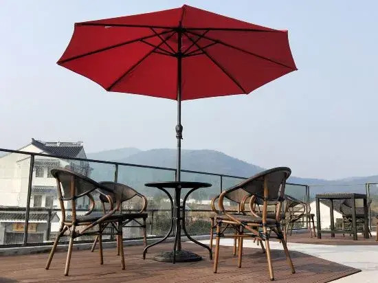 Cherry Hotel
