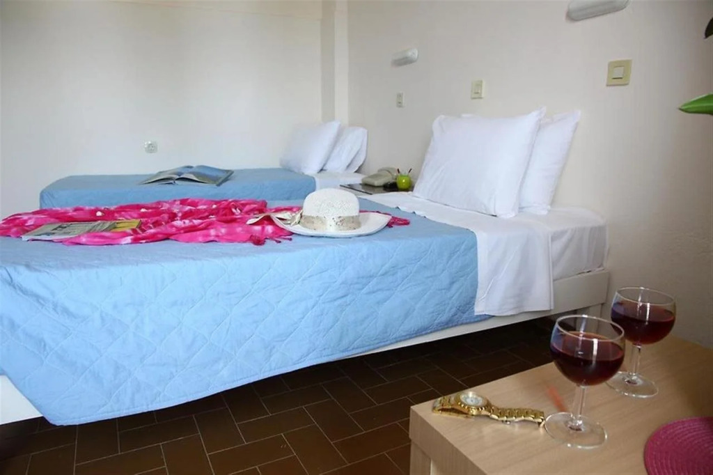 Triton Garden Hotel