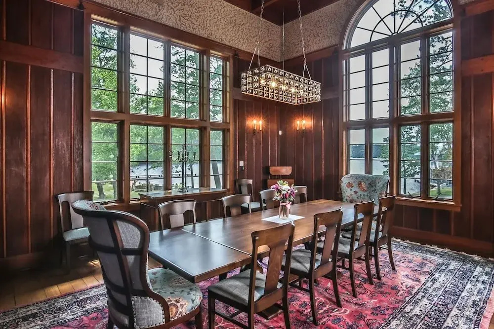 Indian Point Manor - Hiller Vacation S 9 Bedroom Estate