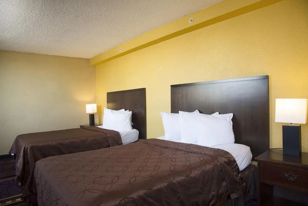 Quality Inn Airport / Sea World Area