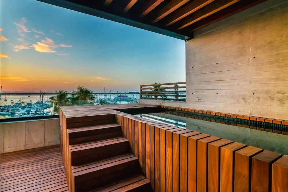 w Deluxe Penthouse in La Paz