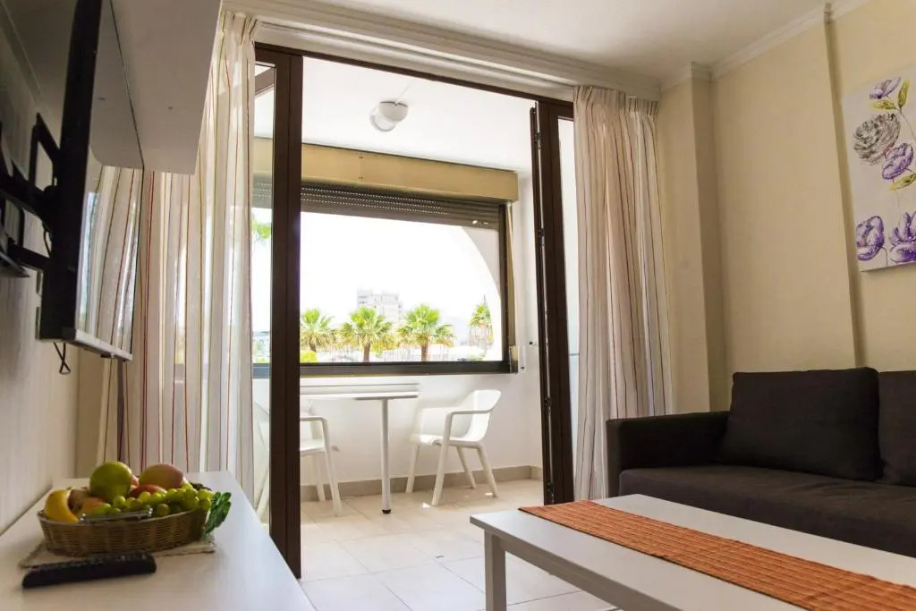 Apartment With one Bedroom in Playa de la Américas, With Wonderful City View, Balcony and Wifi - Near the Beach