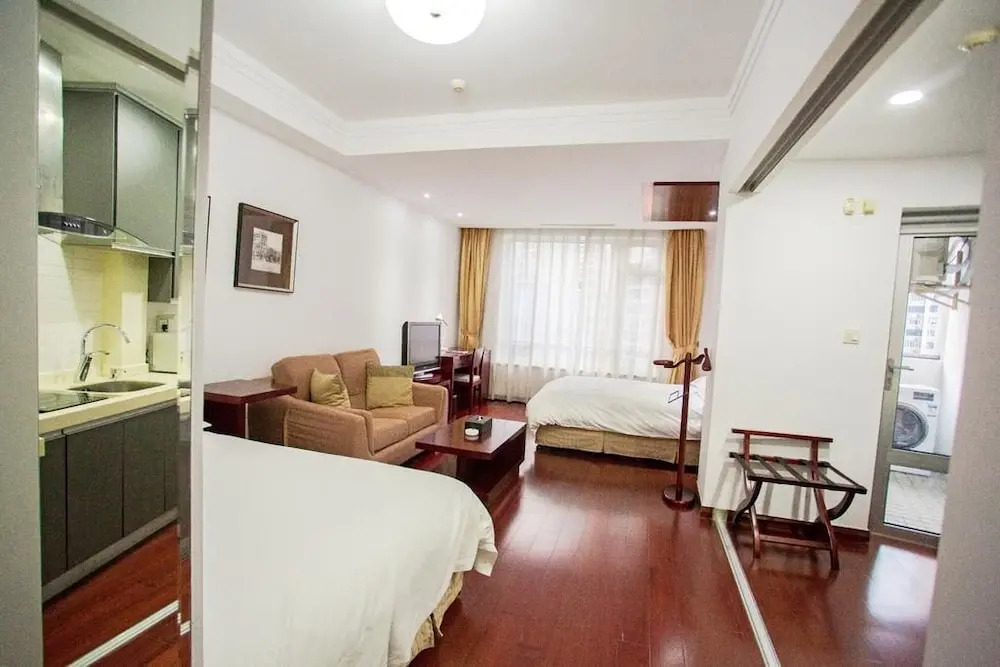 Yuanlai International Serviced Apartment