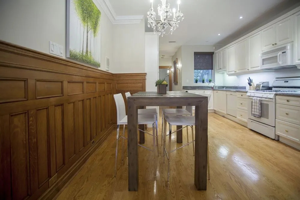 Spectacular 1BR Unit - King Bed