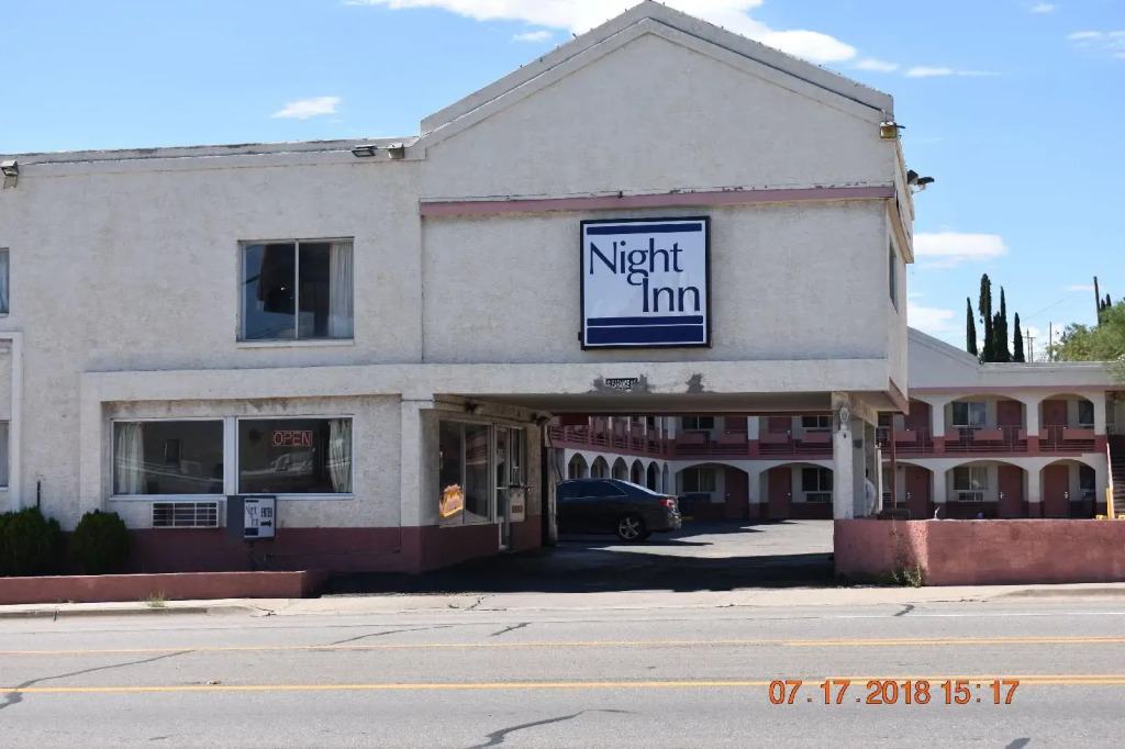Night Inn