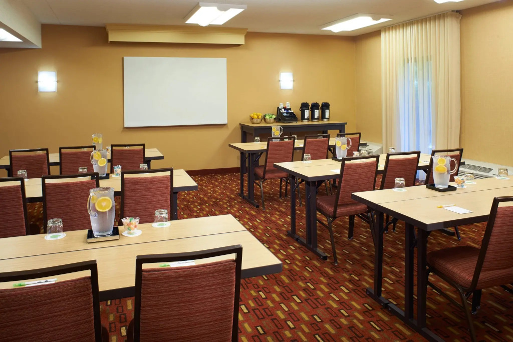 Courtyard by Marriott Lexington North