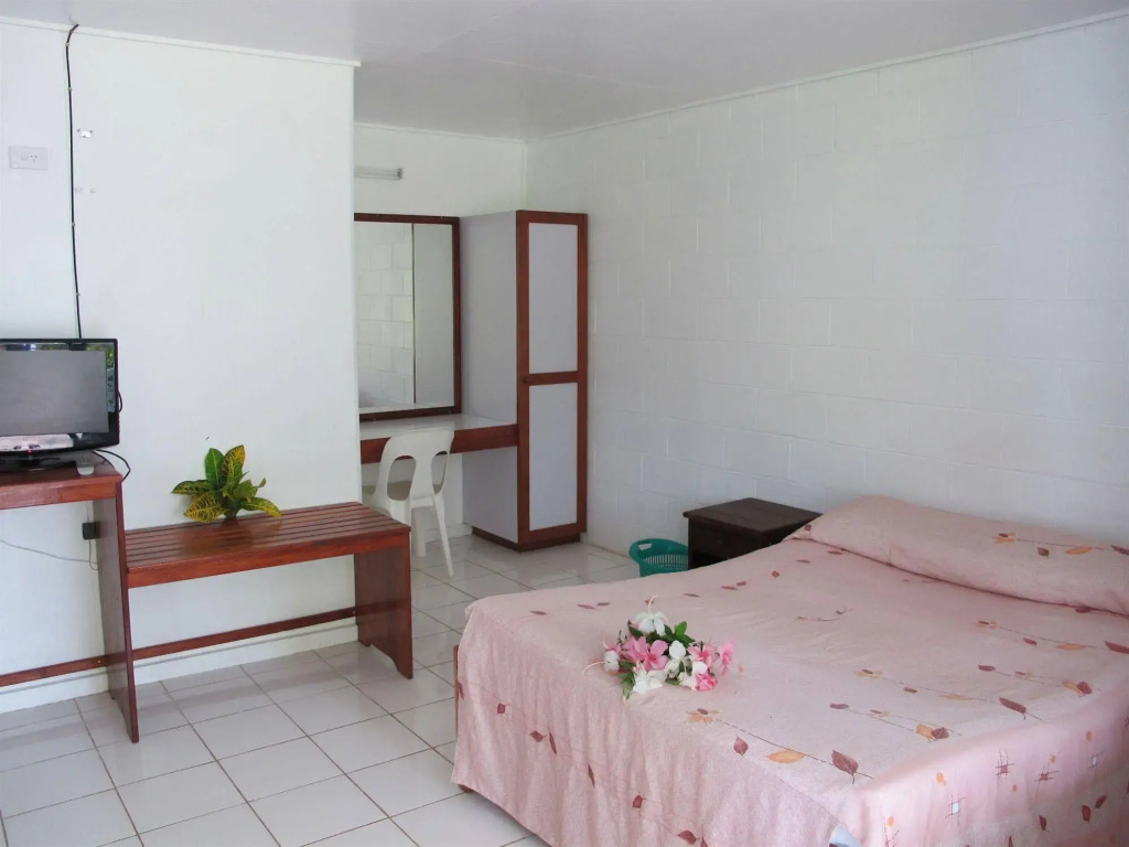 Madang Lodge Hotel