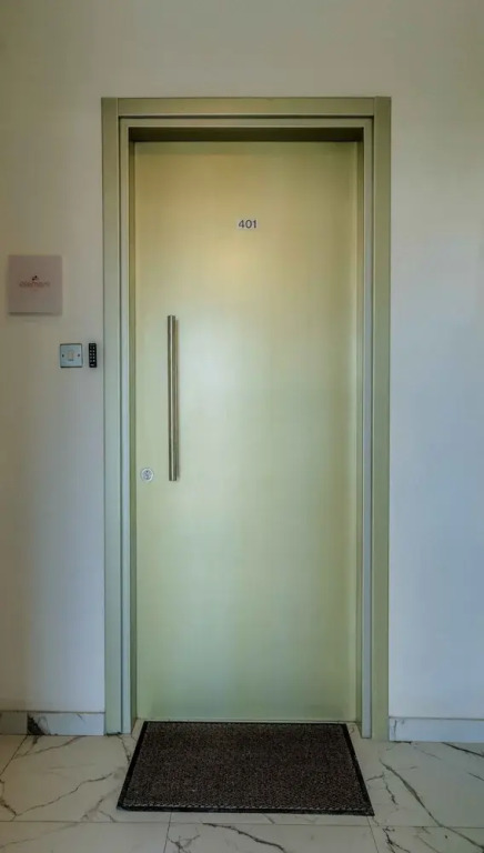 Chic City Center Stay With Stunning View