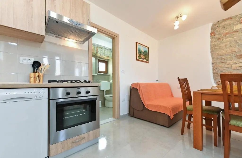 Ferienhaus mit Privatpool für 6 Personen ca 55 qm in Galižana, Istrien Istrische Riviera