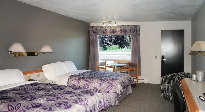 Motel à la Brunante Petit Déjeuner inclus avec la chambre
