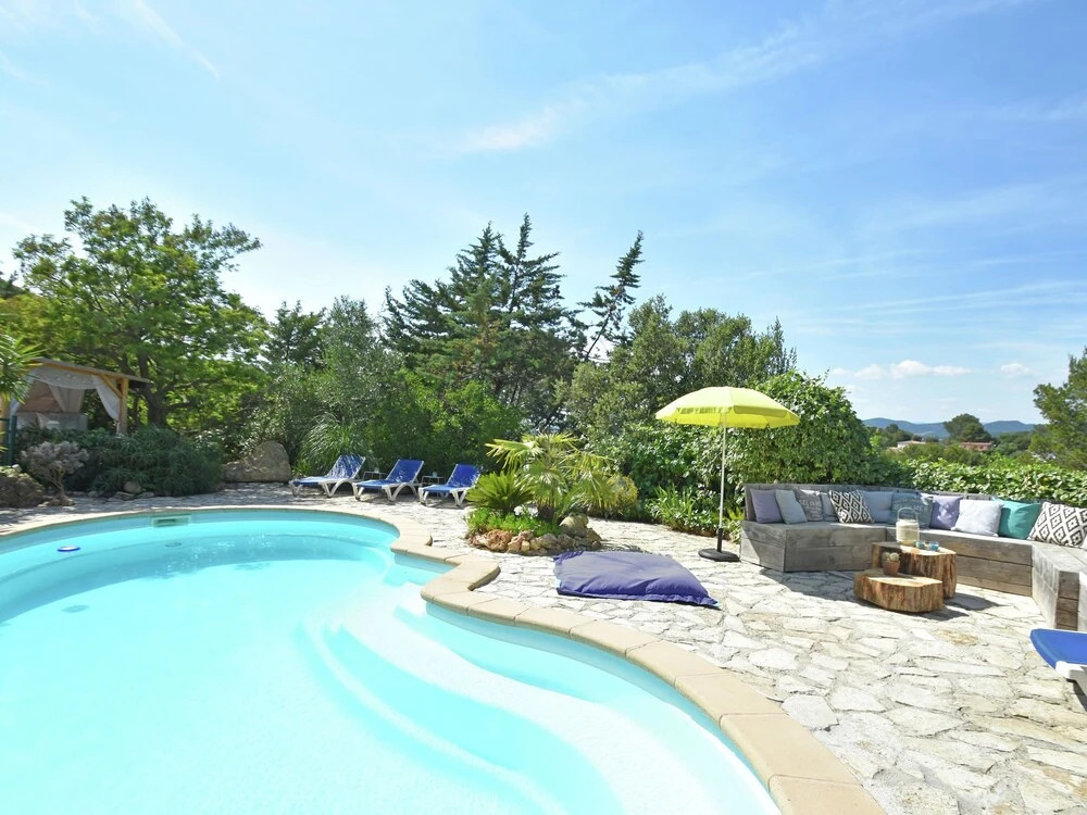 Villa in Fréjus with Pool near Beach