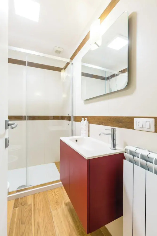 Apartment in the Heart of Nightlife