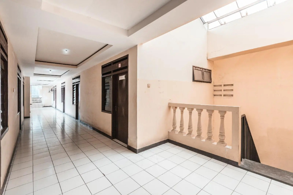OYO 947 Angel Home Stay Syariah Near Atrium Pondok Gede, Museum Monumen Pancasila, Taman Mini