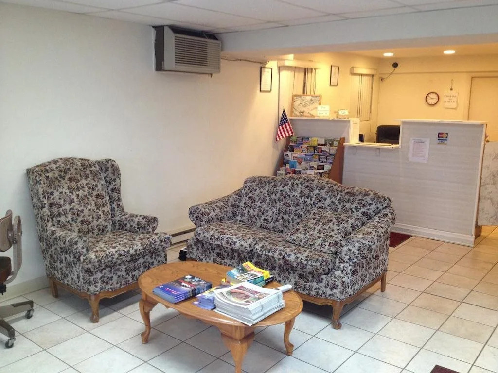 Parkway Inn