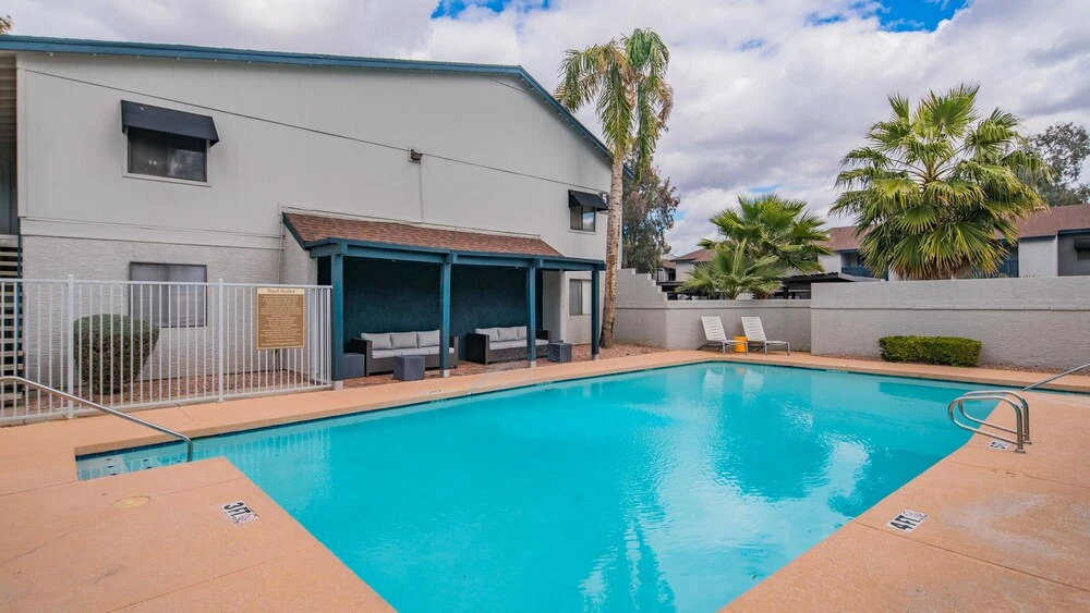 2BR Apt North Phoenix Pool byWanderJaunt