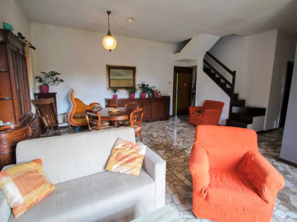 House Bruna Angera