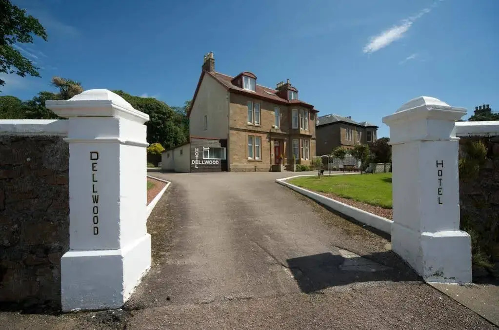 Dellwood Hotel