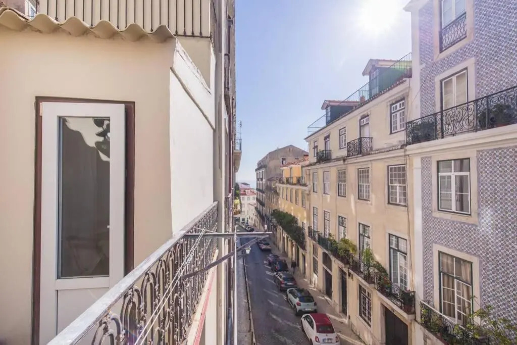 135 B - Alfama Charming Historic Flat Baixa