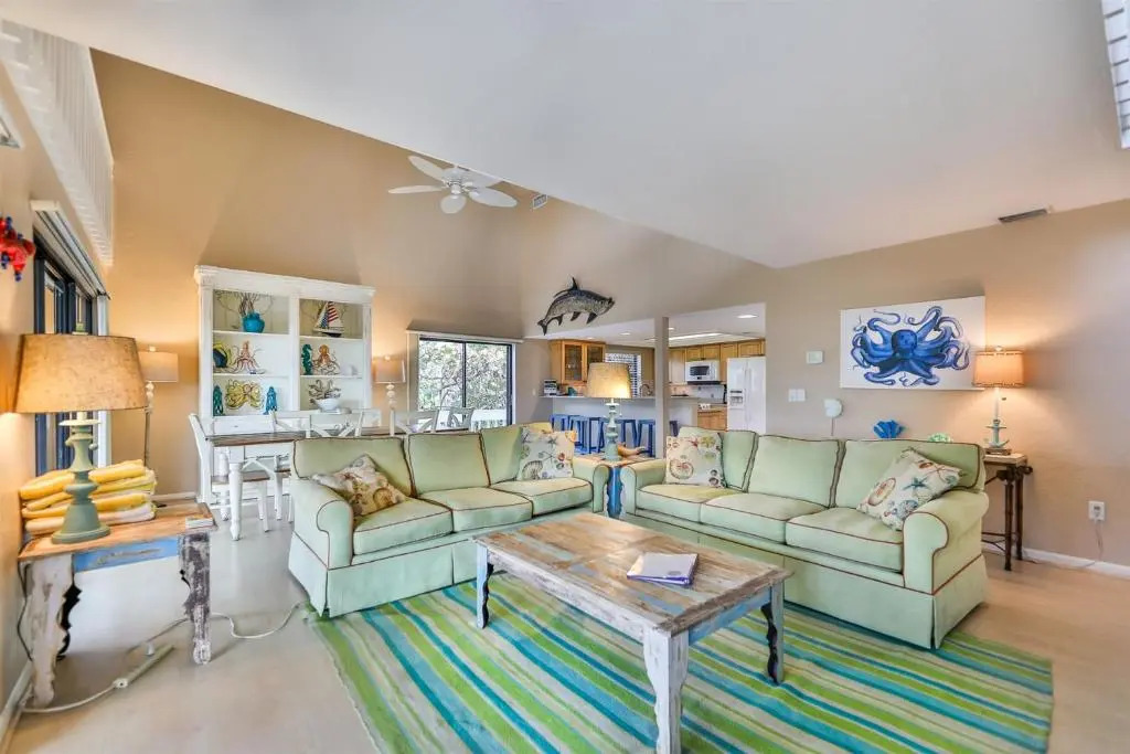 South Seas Beach Home 6
