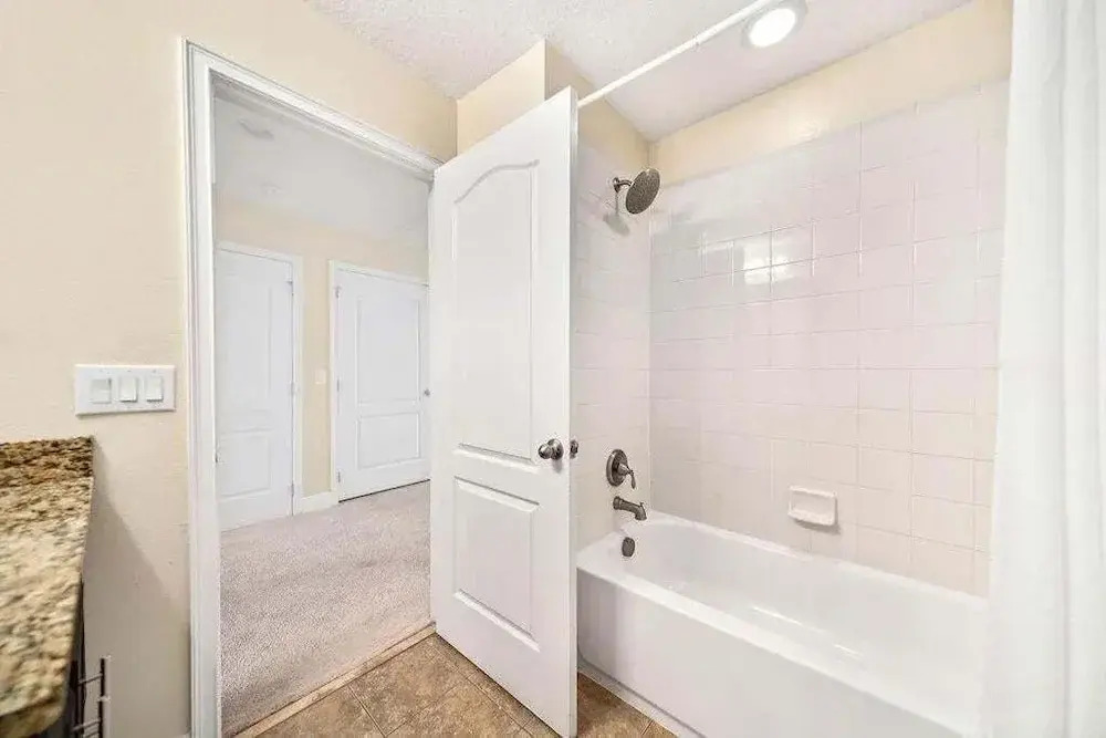 Amazing Home in Davenport 4br 3.5 Bath
