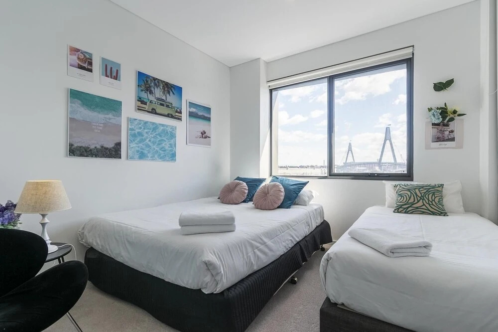 C16 Darling Harbour 2 BDR APT