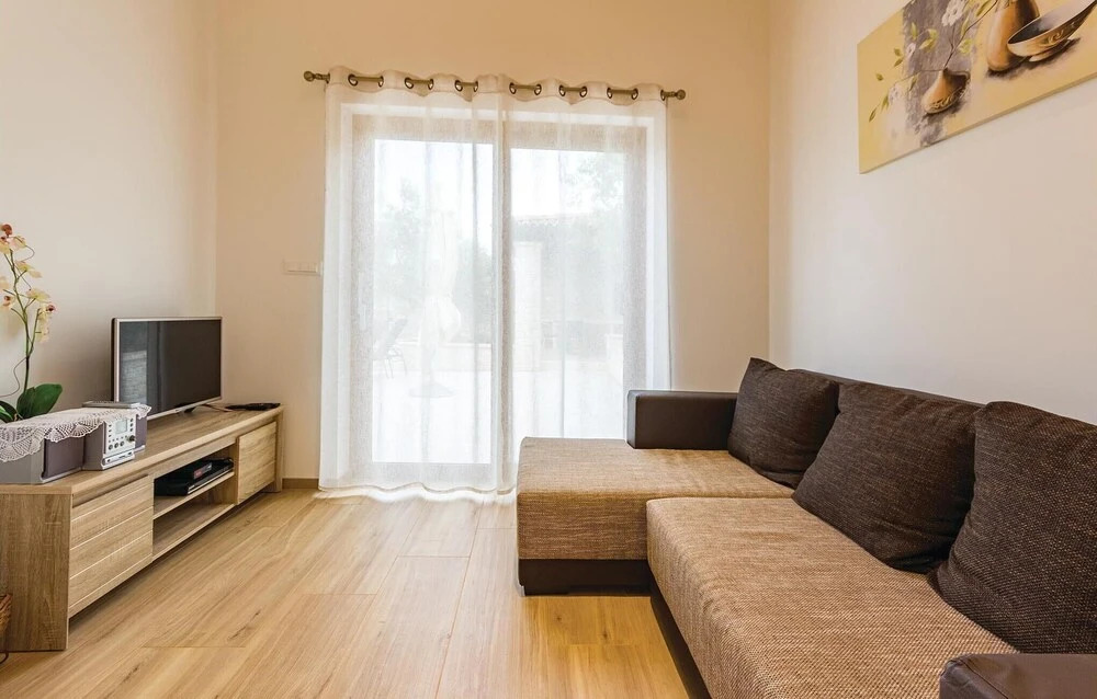 Amazing Home In Sisan