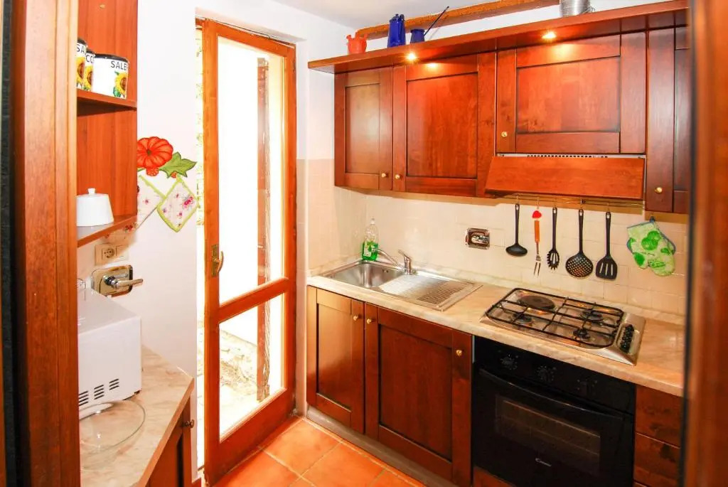 Monte Malbe Charming Villa with Garden and Parking