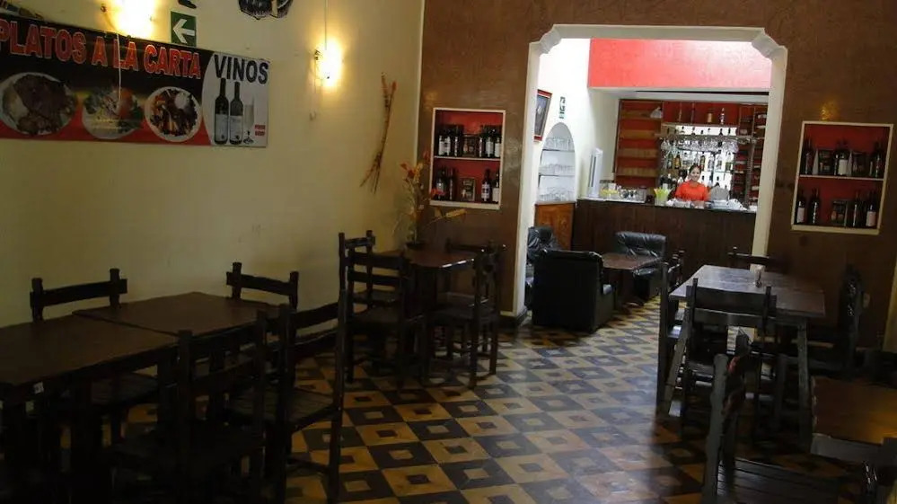 Hostal Huacachina Ica