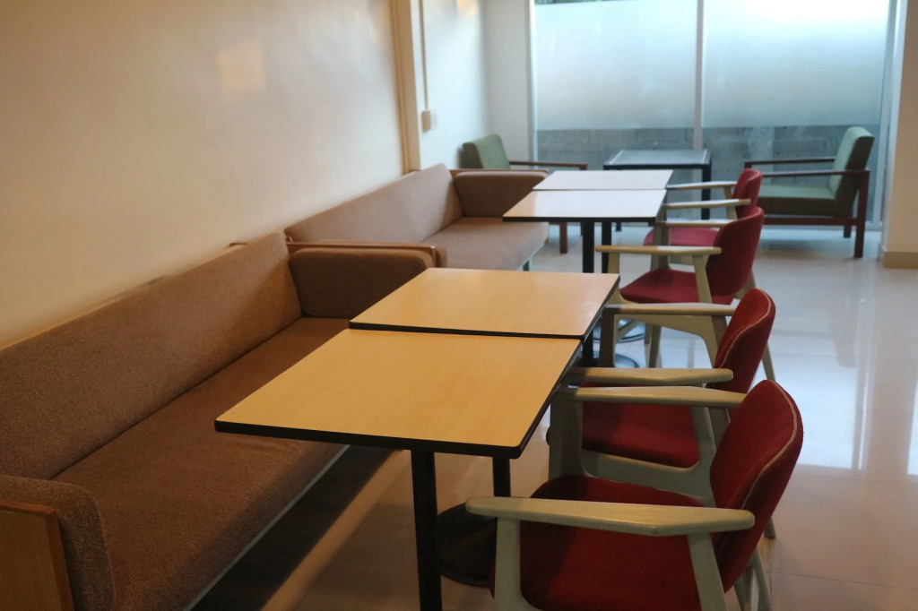 L42 Hostel Suvarnabhumi Airport