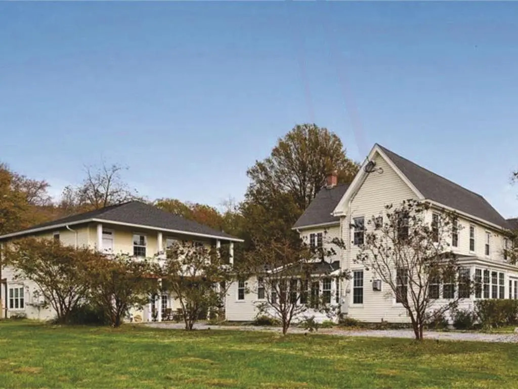 Haven Point Inn and Gallery