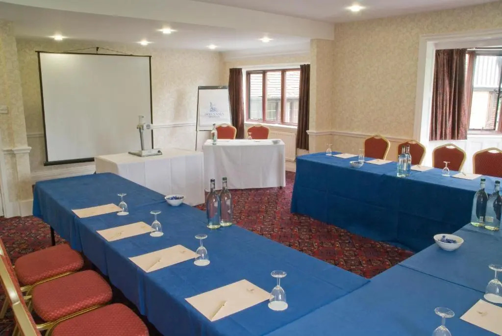 Royal Court Hotel