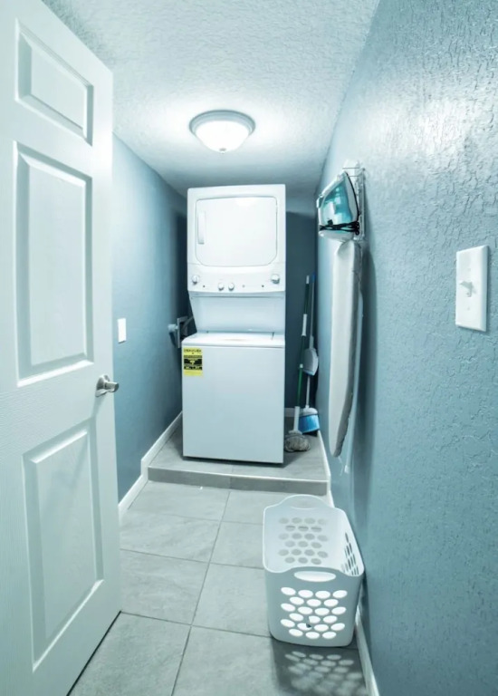 Fascinating 2BR1BA Near Festive DT and Riverwalk