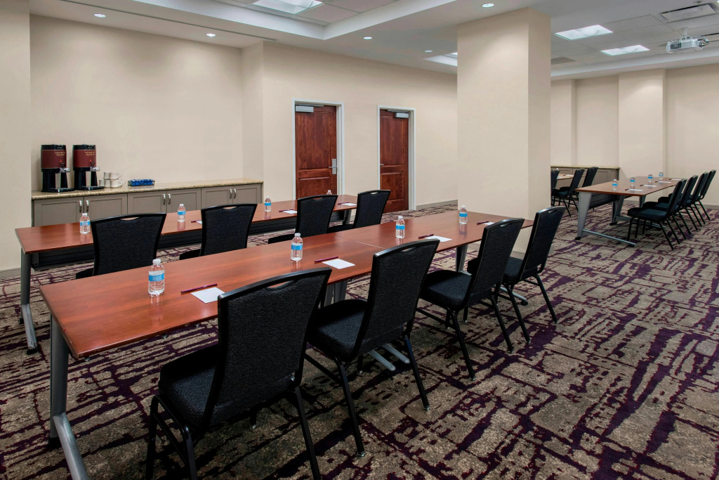 Residence Inn by Marriott Alexandria Old Town South at Carlyle