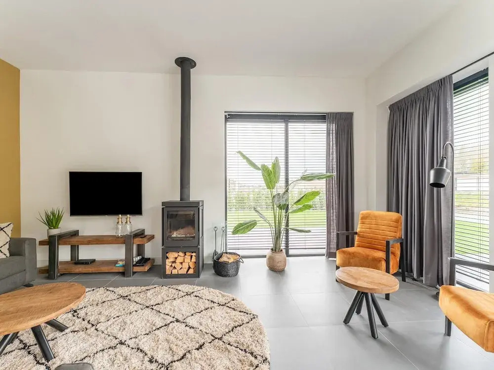 Waterfront Villa, Forest & Golf Club