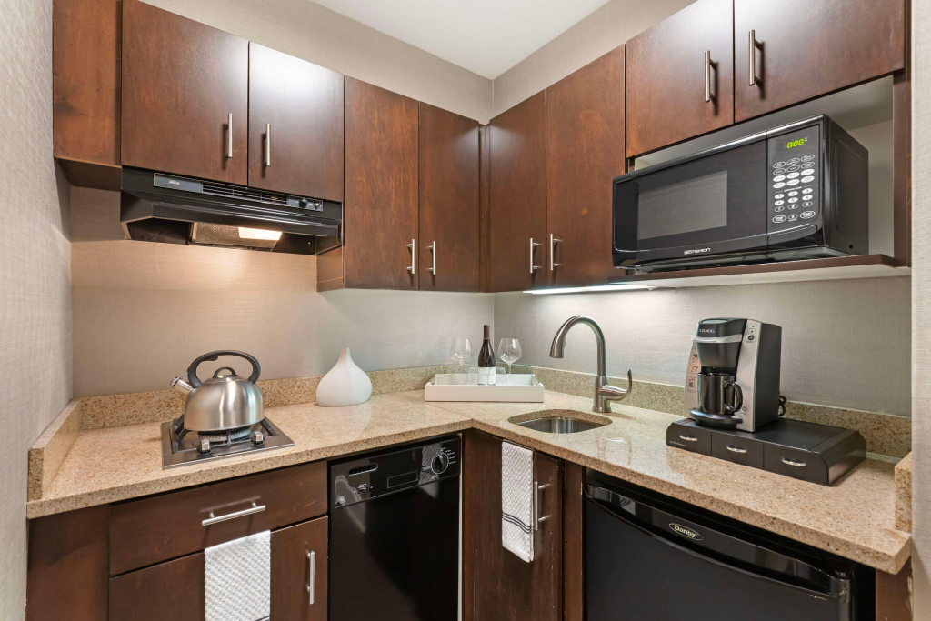 Best Western Plus Hawthorne Terrace Hotel