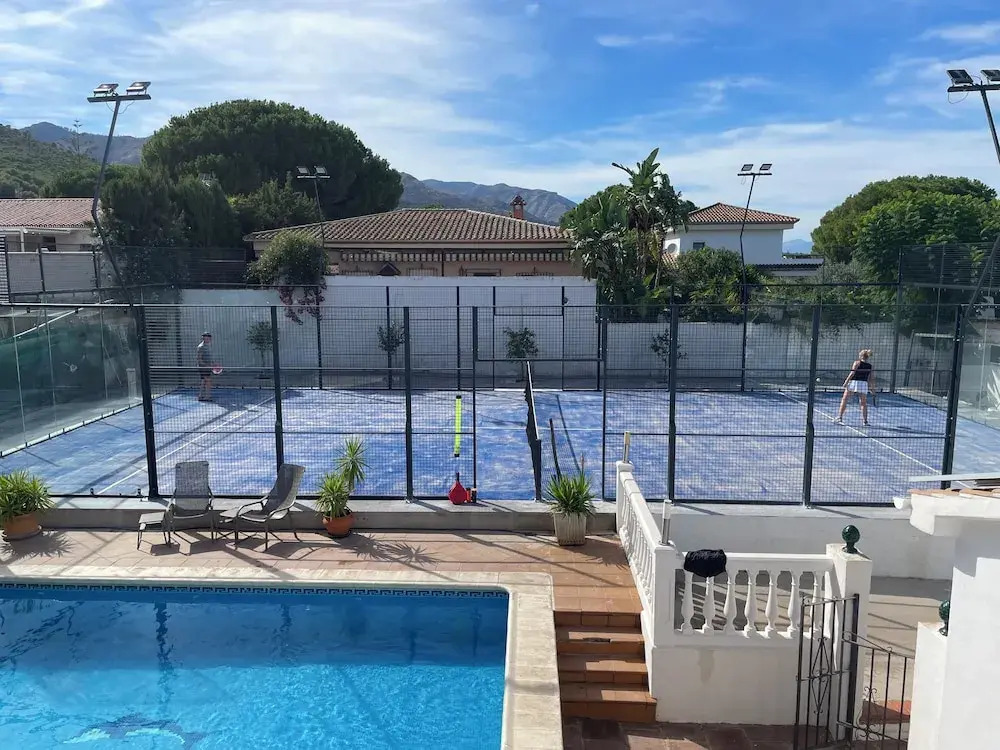 Villa Padel - Heated pool and private paddle court